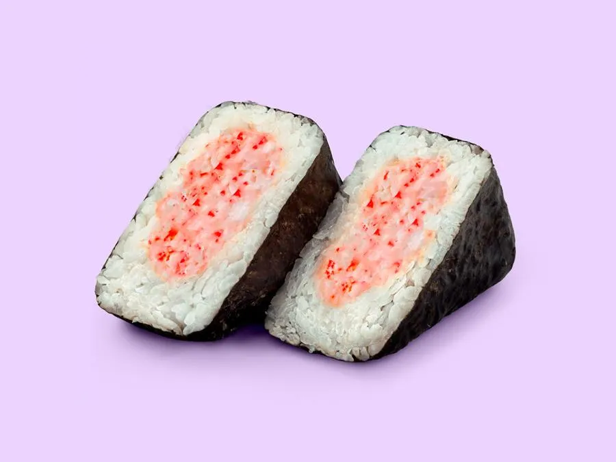 Онигири с крабом