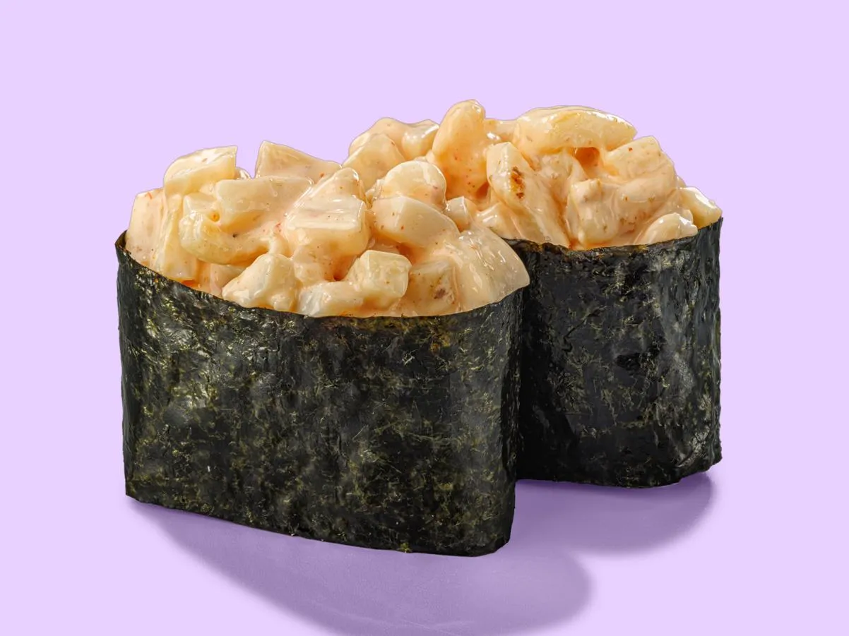 Гункан с кальмаром